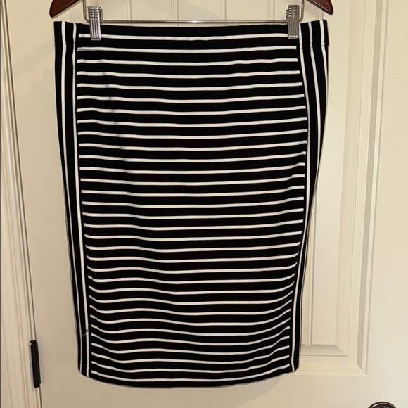 Reitmans Skirt Black White Pencil Knee-Length Casual Office Pull-on Women’s Sz L - Picture 2 of 8